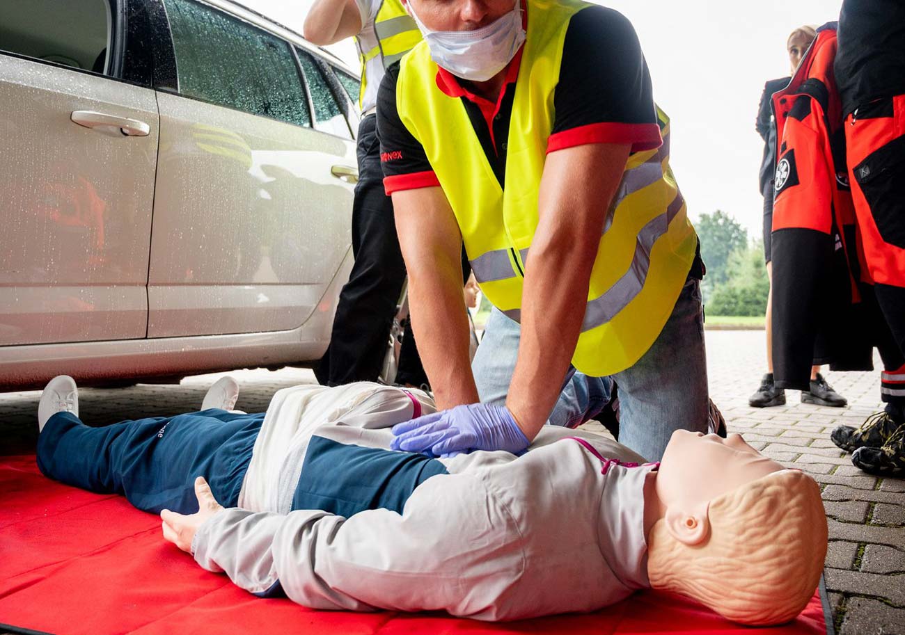 Szkolenie z pierwszej pomocy kierowca kurs pierwszej pomocy dla kierowców Wrocław